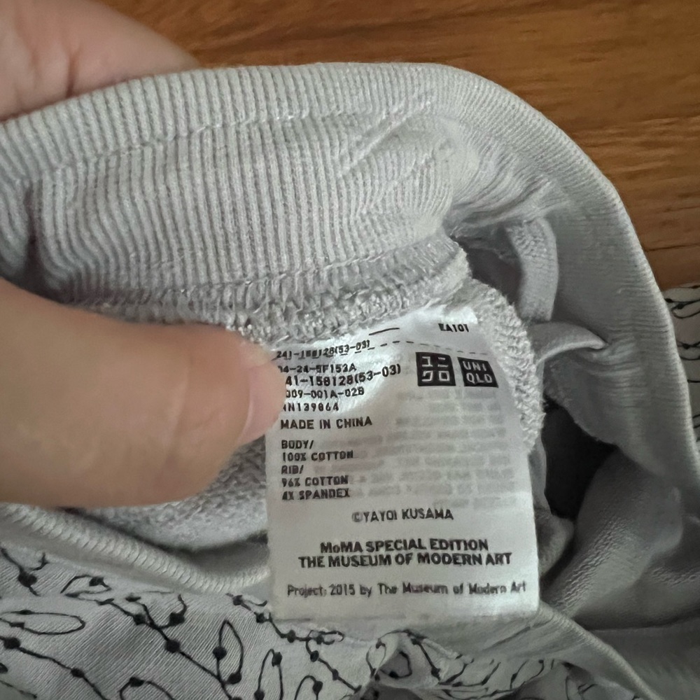 Yayoi Kusama x Uniqlo 2015 Museum of Modern Art Sweatpants Size XS Women’s - Picture 7 of 8